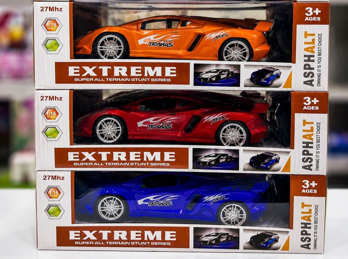 ماشین کنترلی اسپورتExtremeدر سه رنگ